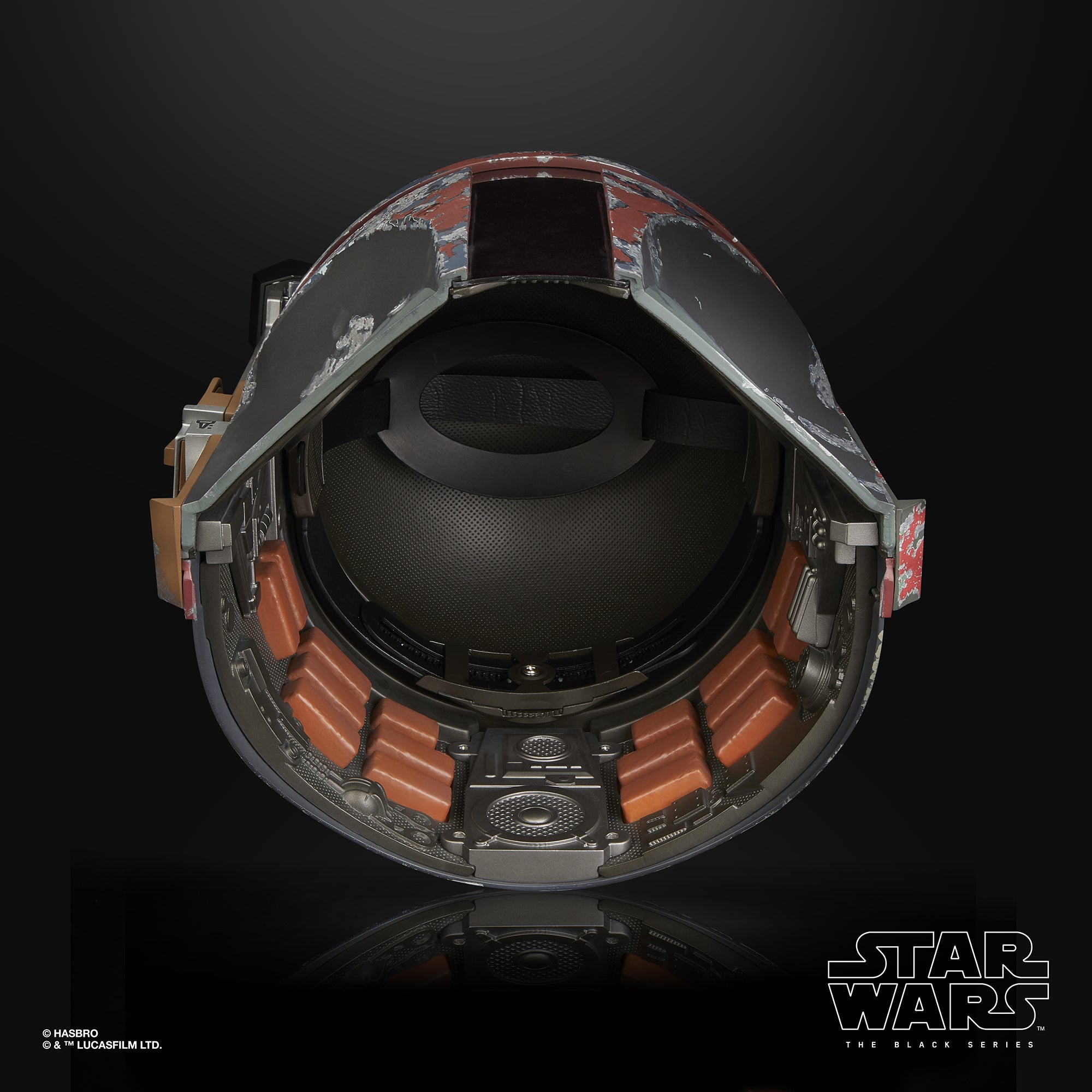 Star Wars: The Black Series - Boba Fett Electronic Helmet Prop Replicas - Toys - New - CaveGamers - Image 2