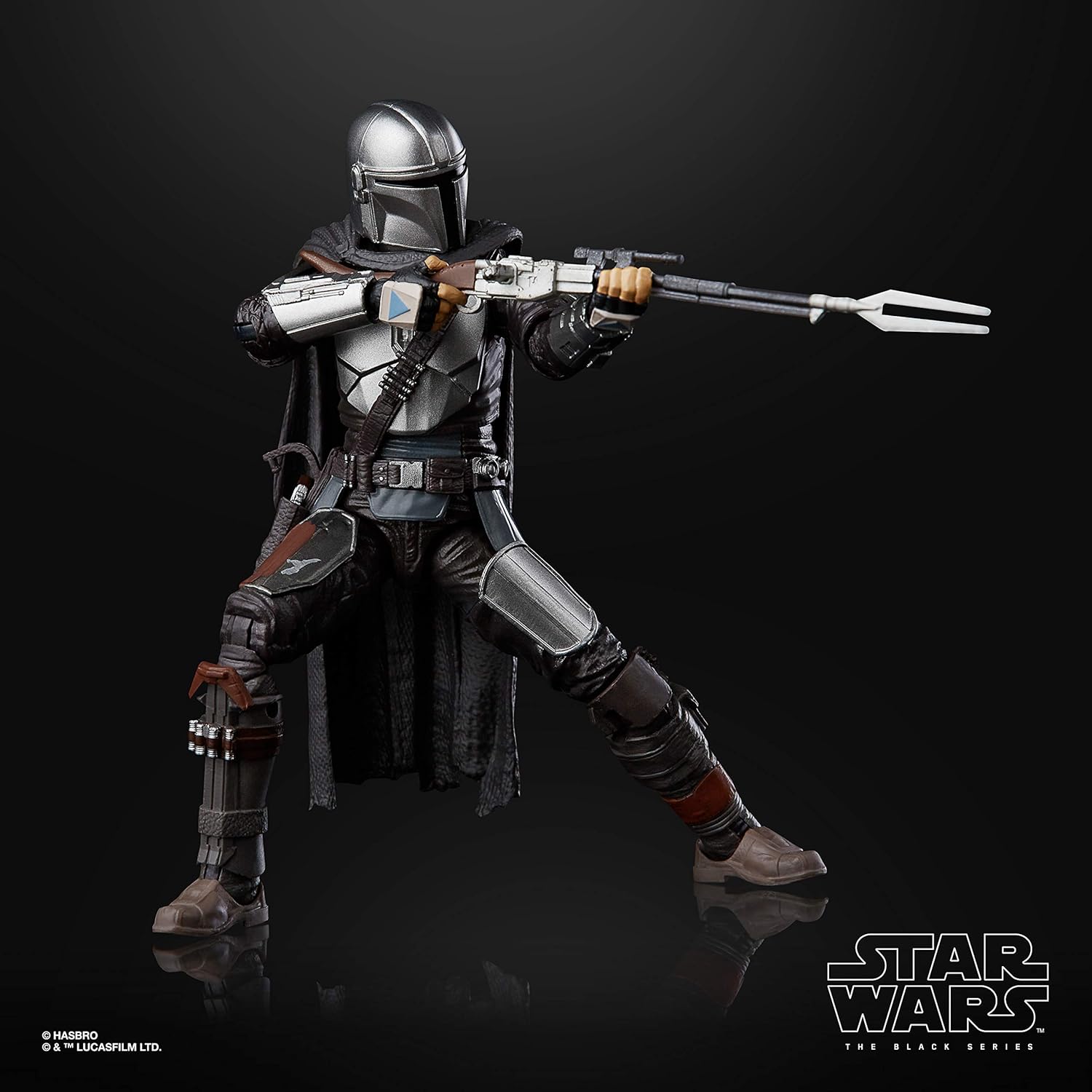 Star Wars: The Black Series - Mandalorian (Beskar Armor) 6" Action Figure