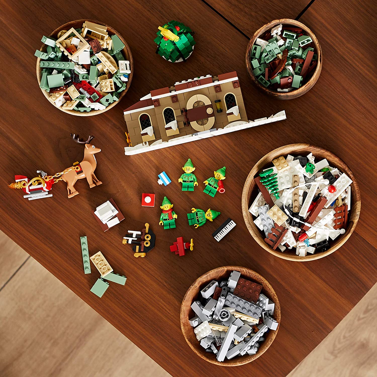 LEGO Elf Club House 10275 Building Sets - Toys - New - CaveGamers - Image 4