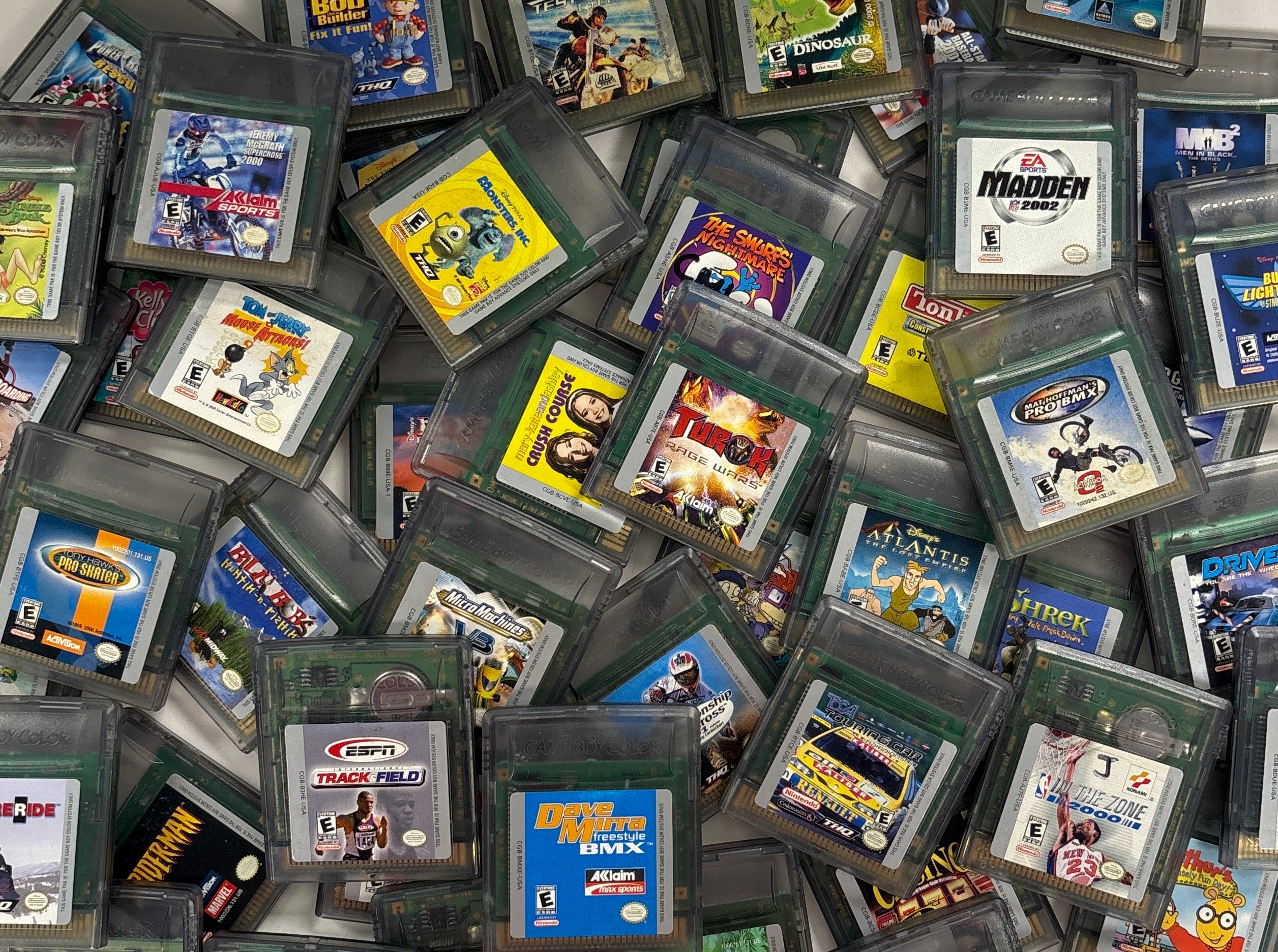 Mystery Mixed Lot of 15 Nintendo Game Boy Color Games - Video Game - Used - CaveGamers