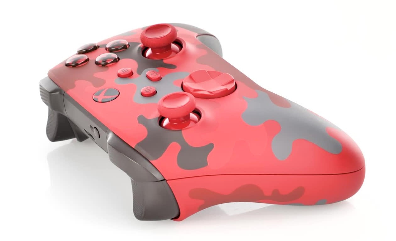 Xbox Series X Wireless Controller - Daystrike Camo Red