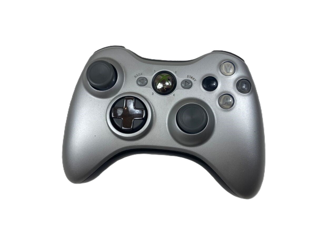 Xbox 360 Wireless Controller - Silver - Video Game Accessory - Used - CaveGamers - Image 2