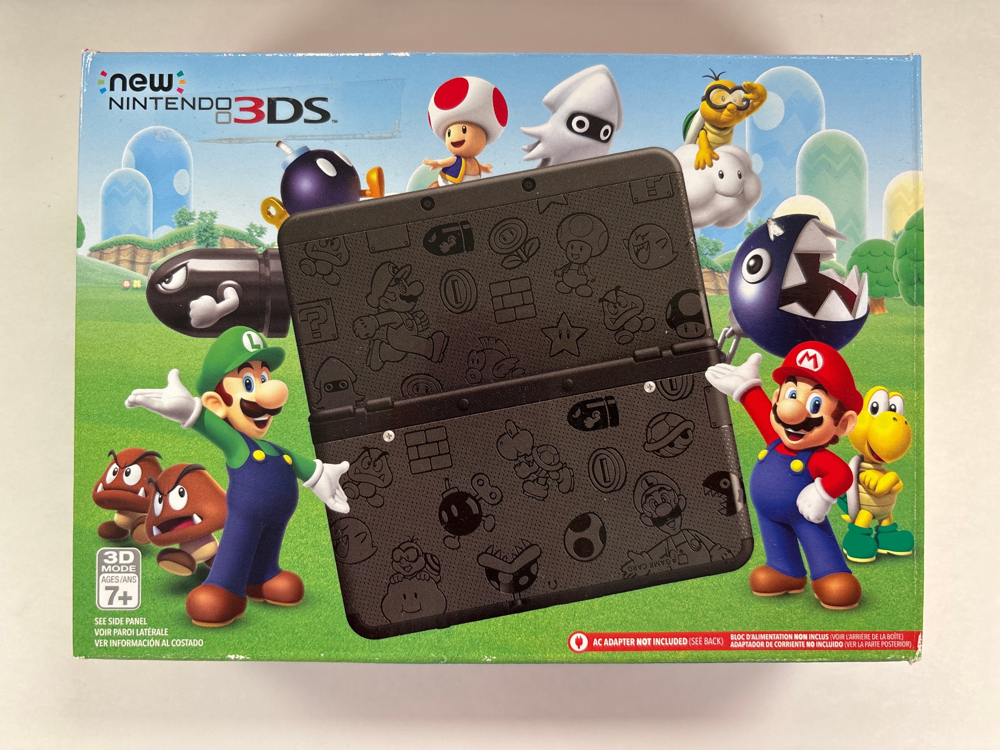 New Nintendo 3DS Super Mario Black Edition Box Only No Handheld