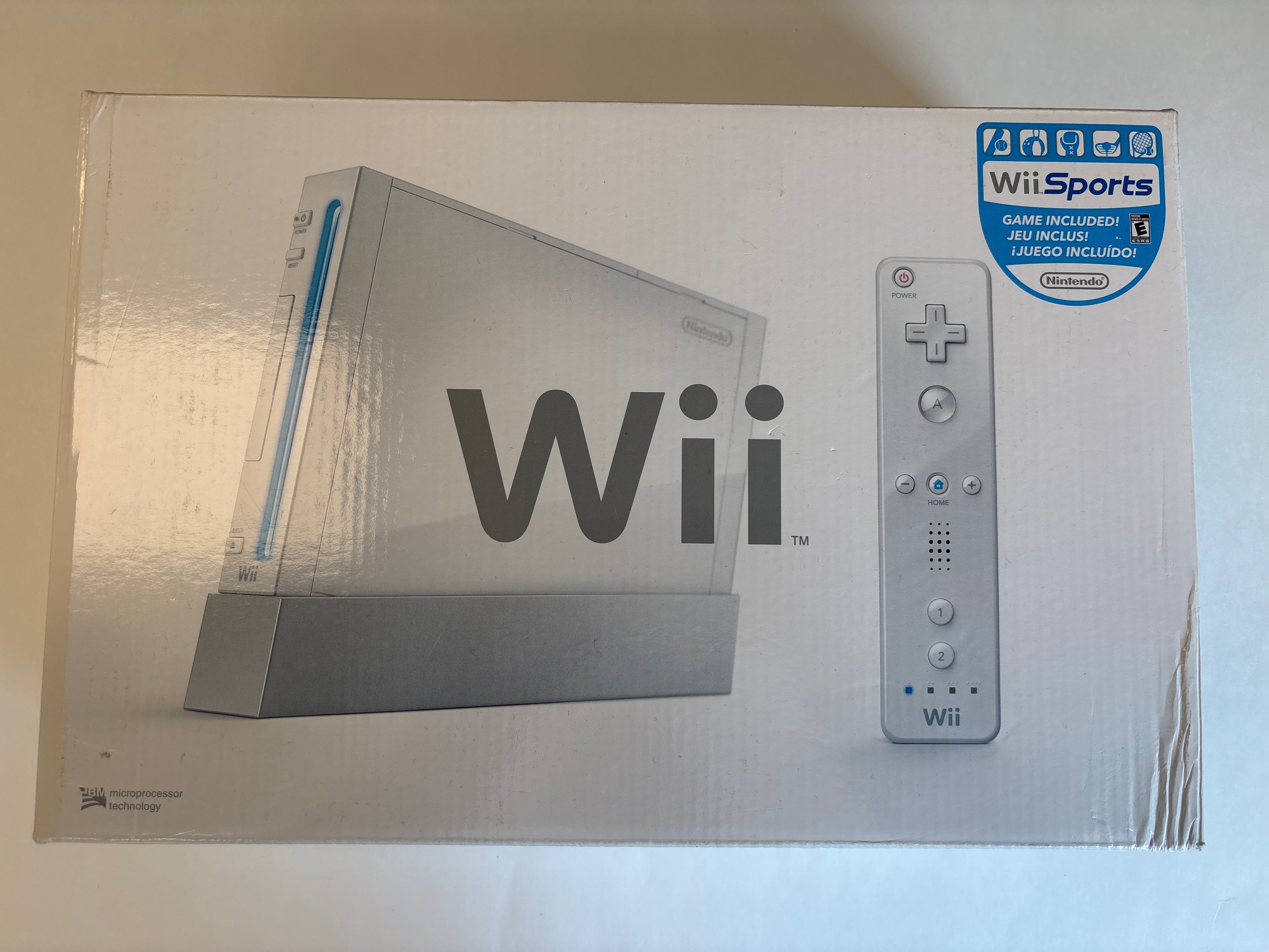 Nintendo Wii White Console Wii Sports Bundle Brand New & Factory Sealed!